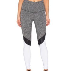 Strut This Monroe Leggings // Sz M